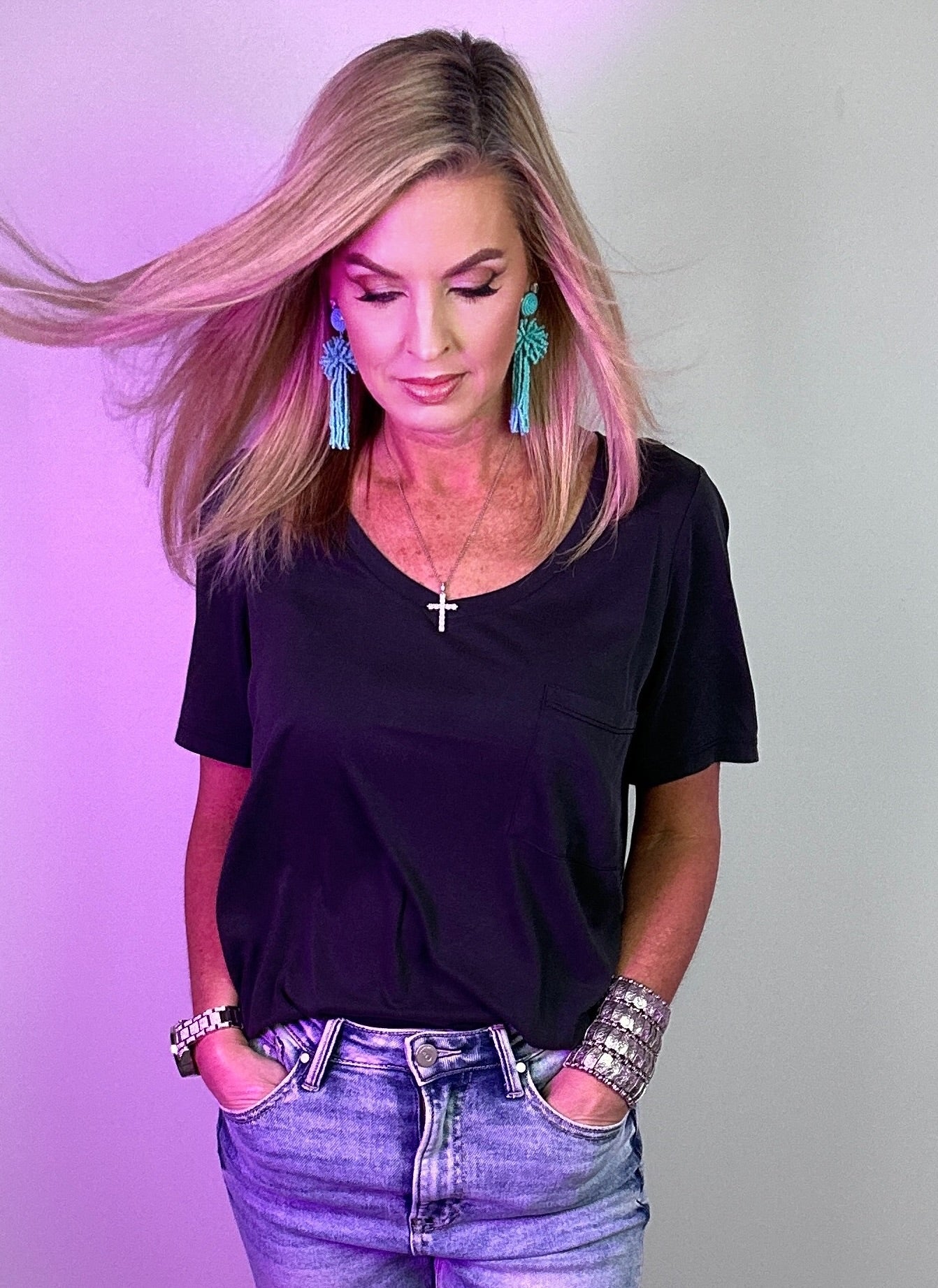 Solid V Neck Basic Pocket Tee